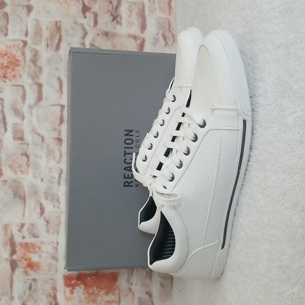 New Kenneth Cole Reaction Short Story Sneakers